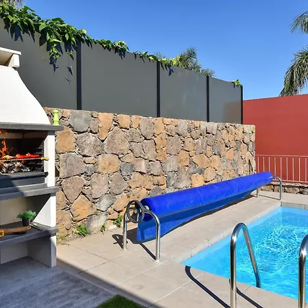Villa Vista Salobre Luxury Retreat In Gran Canaria Private Outdoor Heatable Pool Bbq Facilities Shaded Outdoor Dining Area Salobre Golf, Villa Las Palmas de Gran Canaria